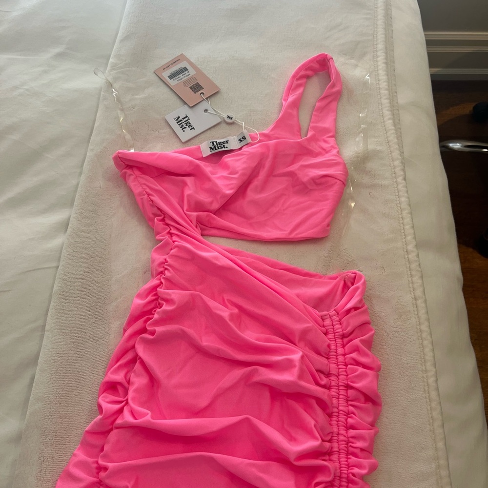 Tiger Mist - Hot Pink cut out cinch dress. size-xs - Picture 2 of 5